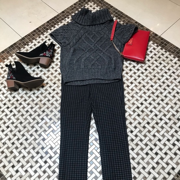 LOFT GRAY CHUNKY SWEATER - Picture 3 of 4